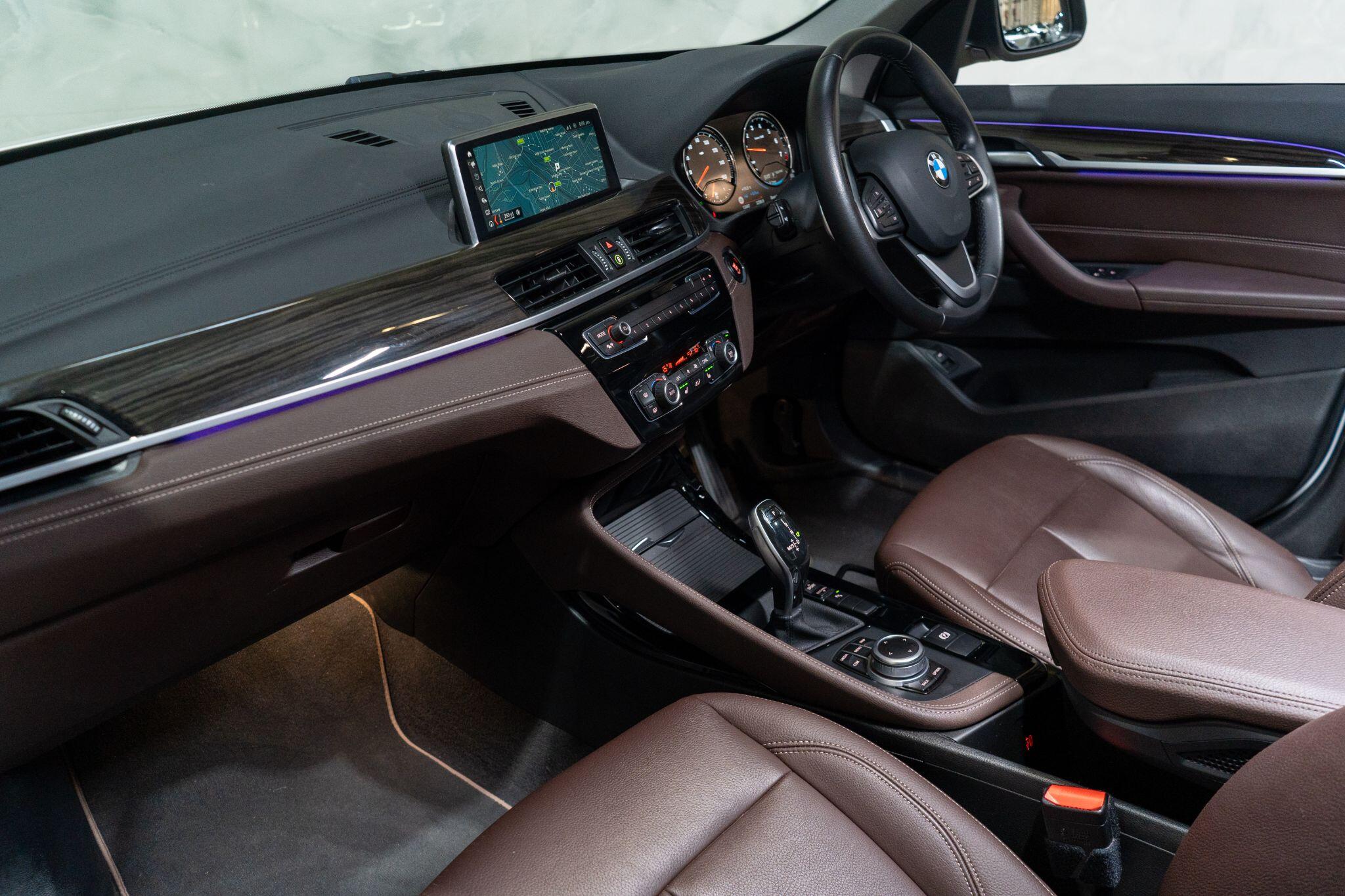 BMW X1 view 16