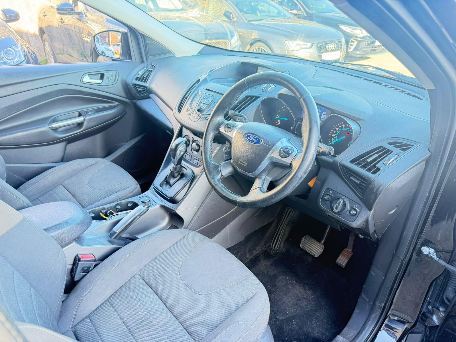 Ford Kuga view 12