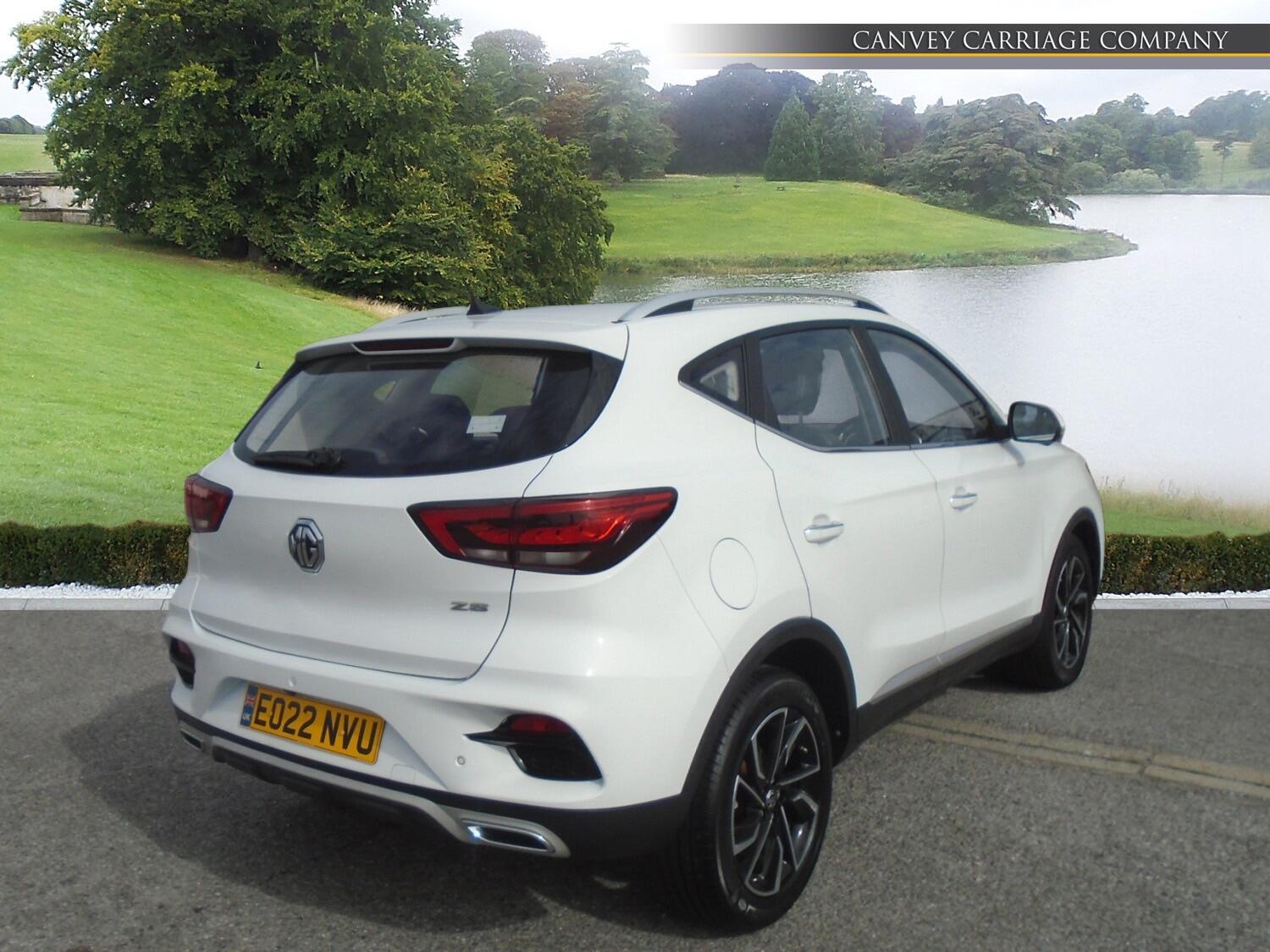 MG ZS view 3