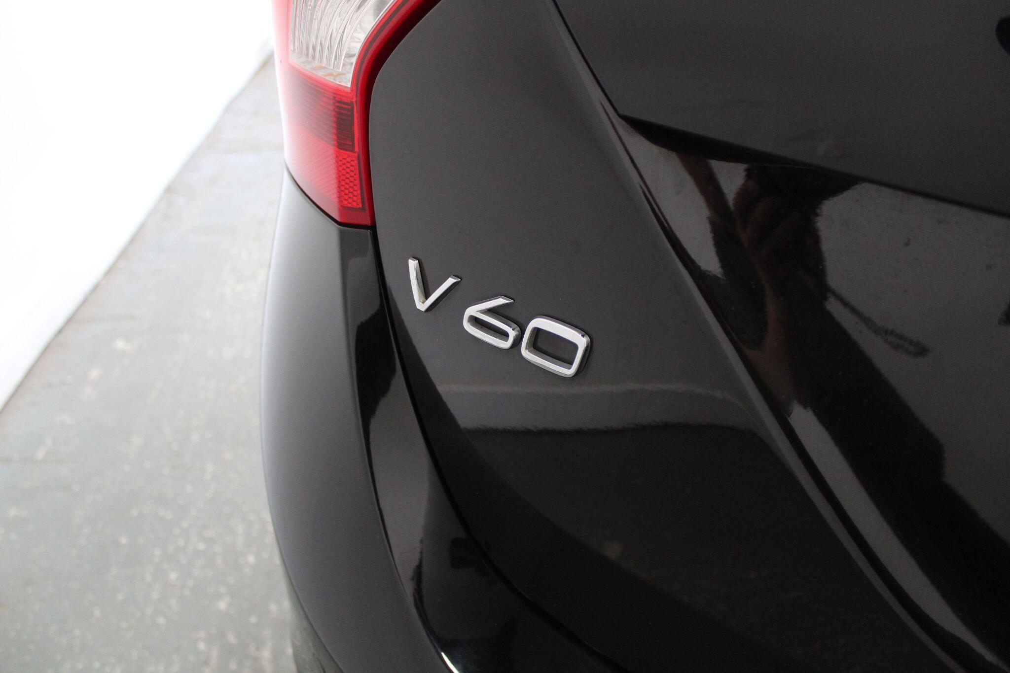 Volvo V60 view 17