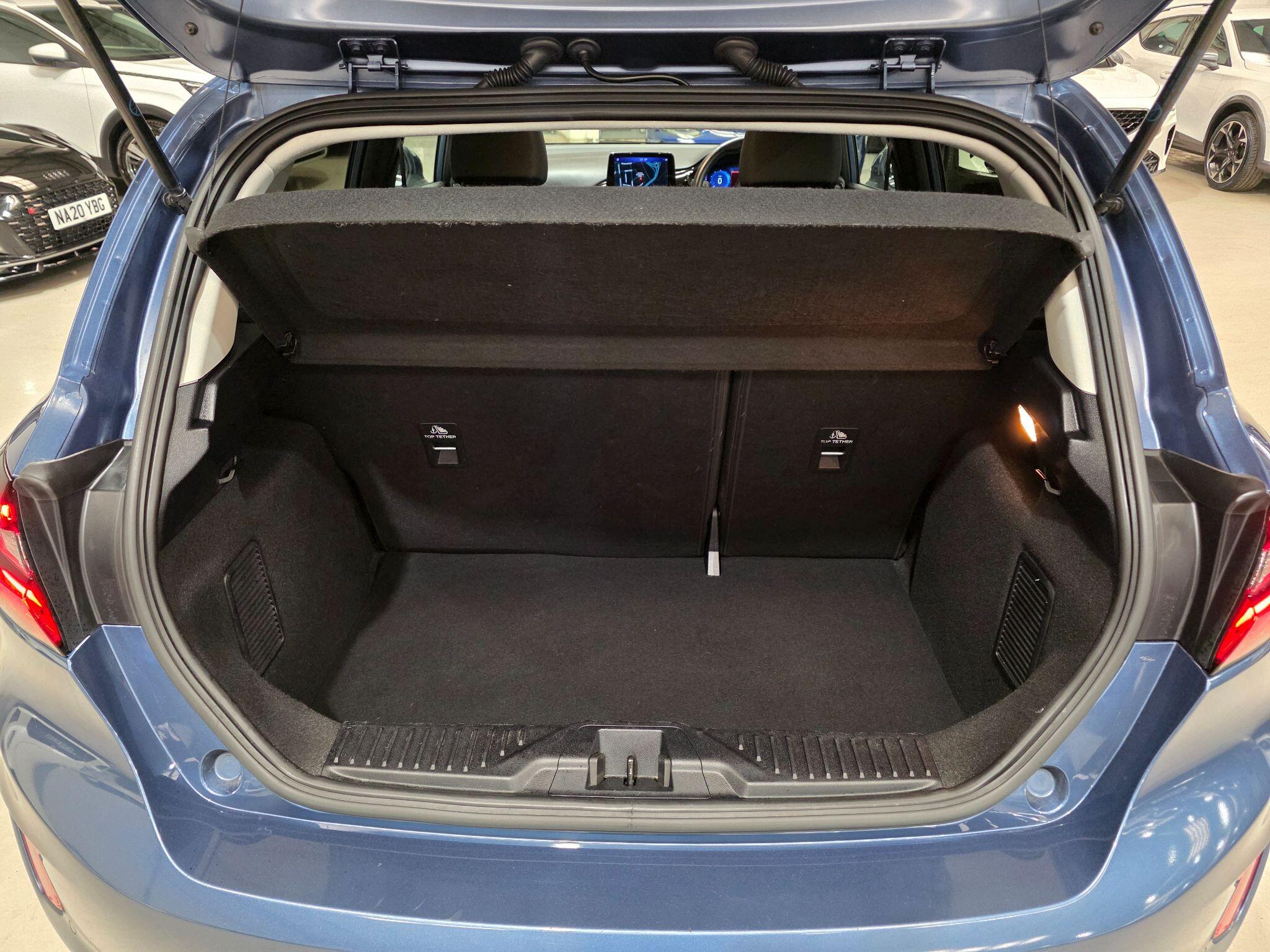 Ford Fiesta view 27