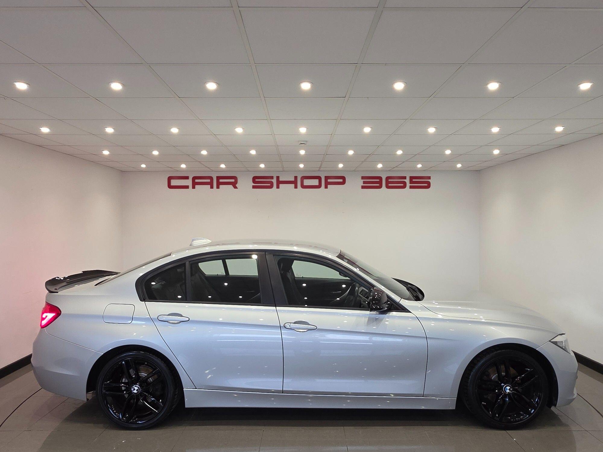 BMW 3 Series view 3