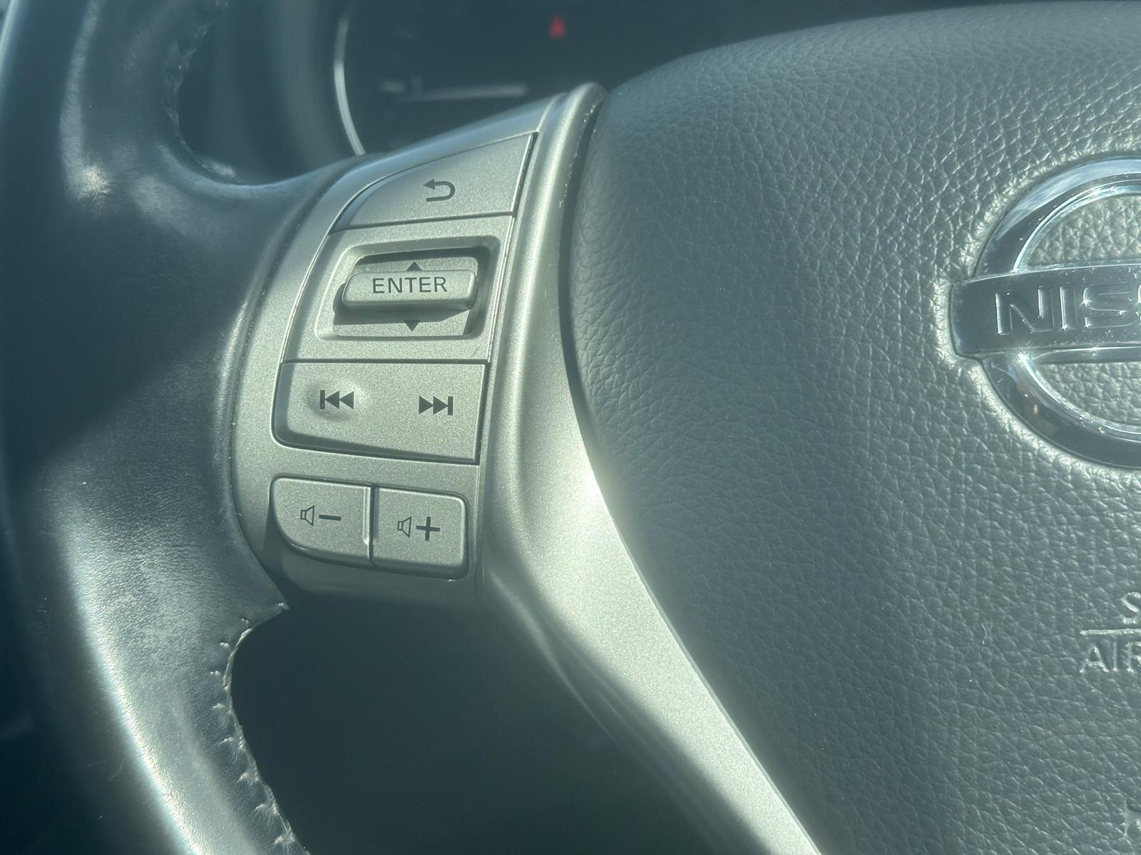 Nissan Pulsar view 23