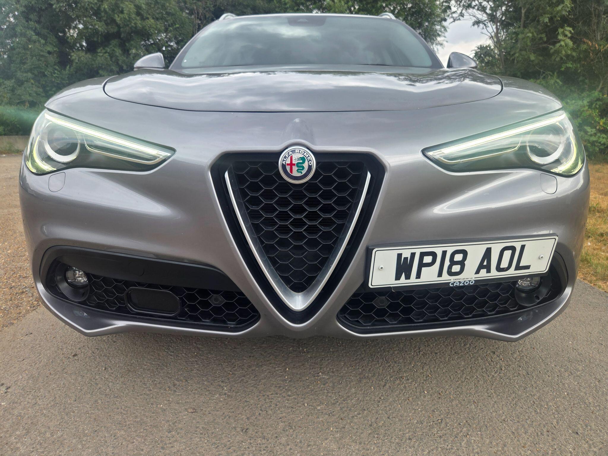 Alfa Romeo Stelvio view 8