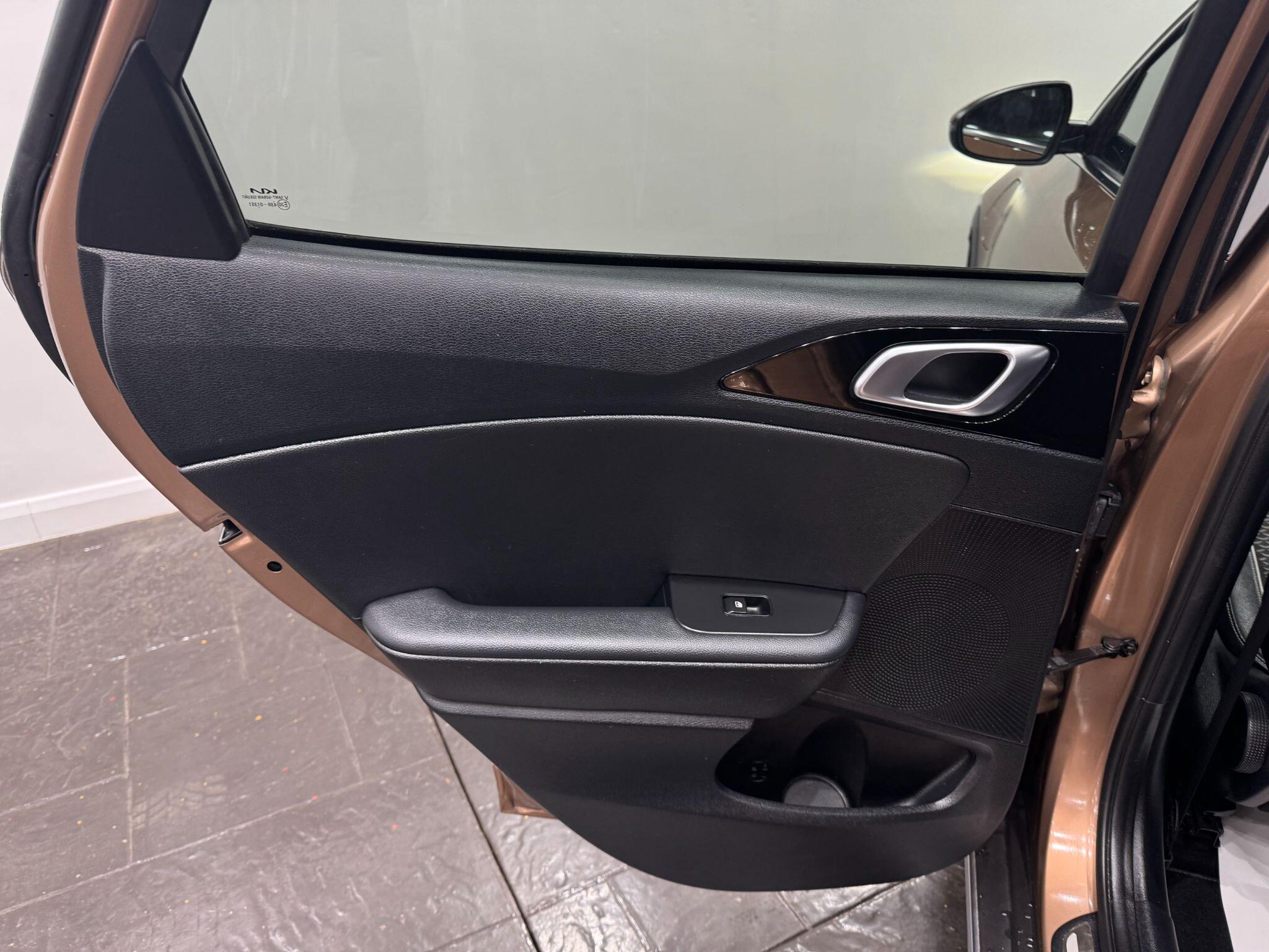 Kia Xceed view 47