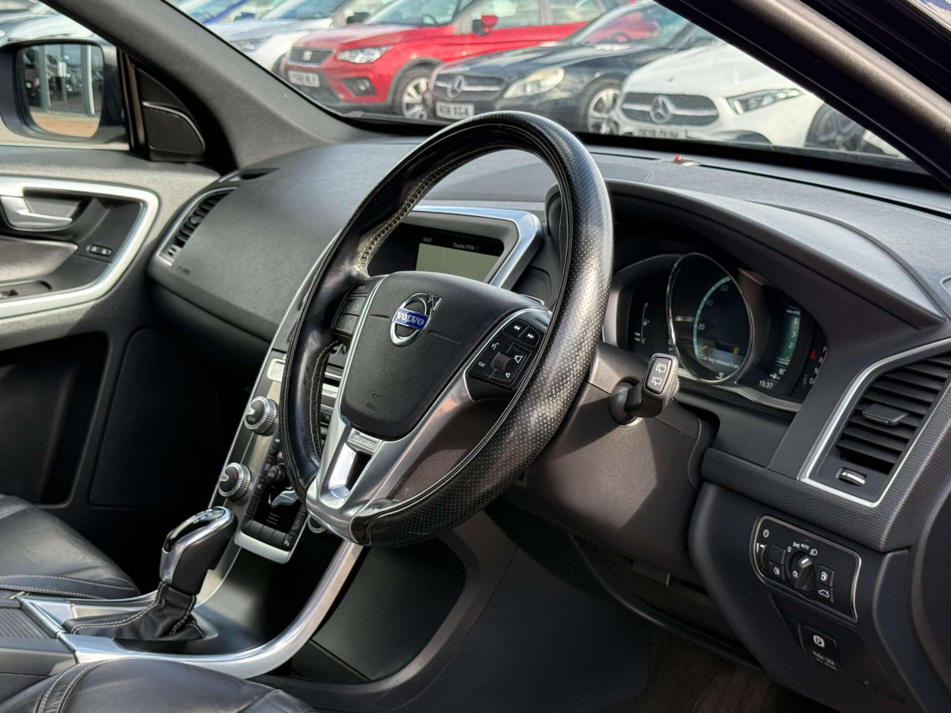 Volvo XC60 view 46