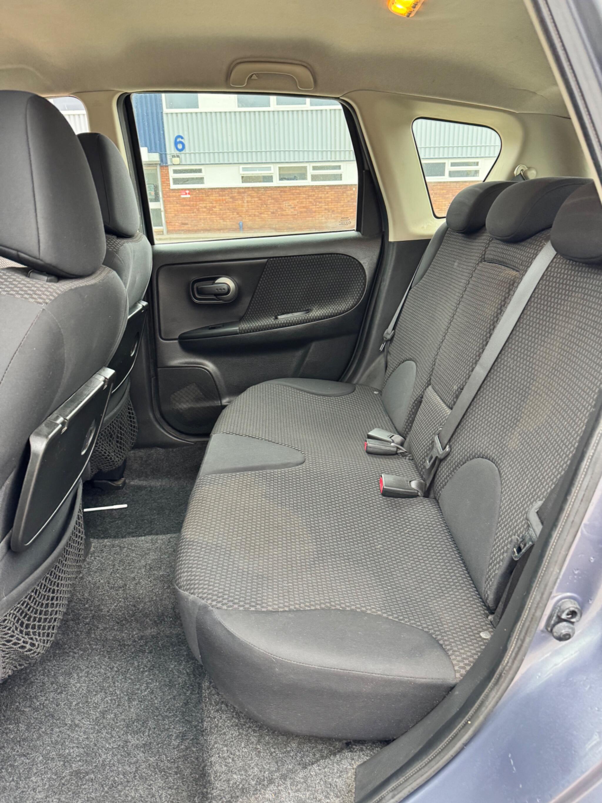 Nissan Note view 25