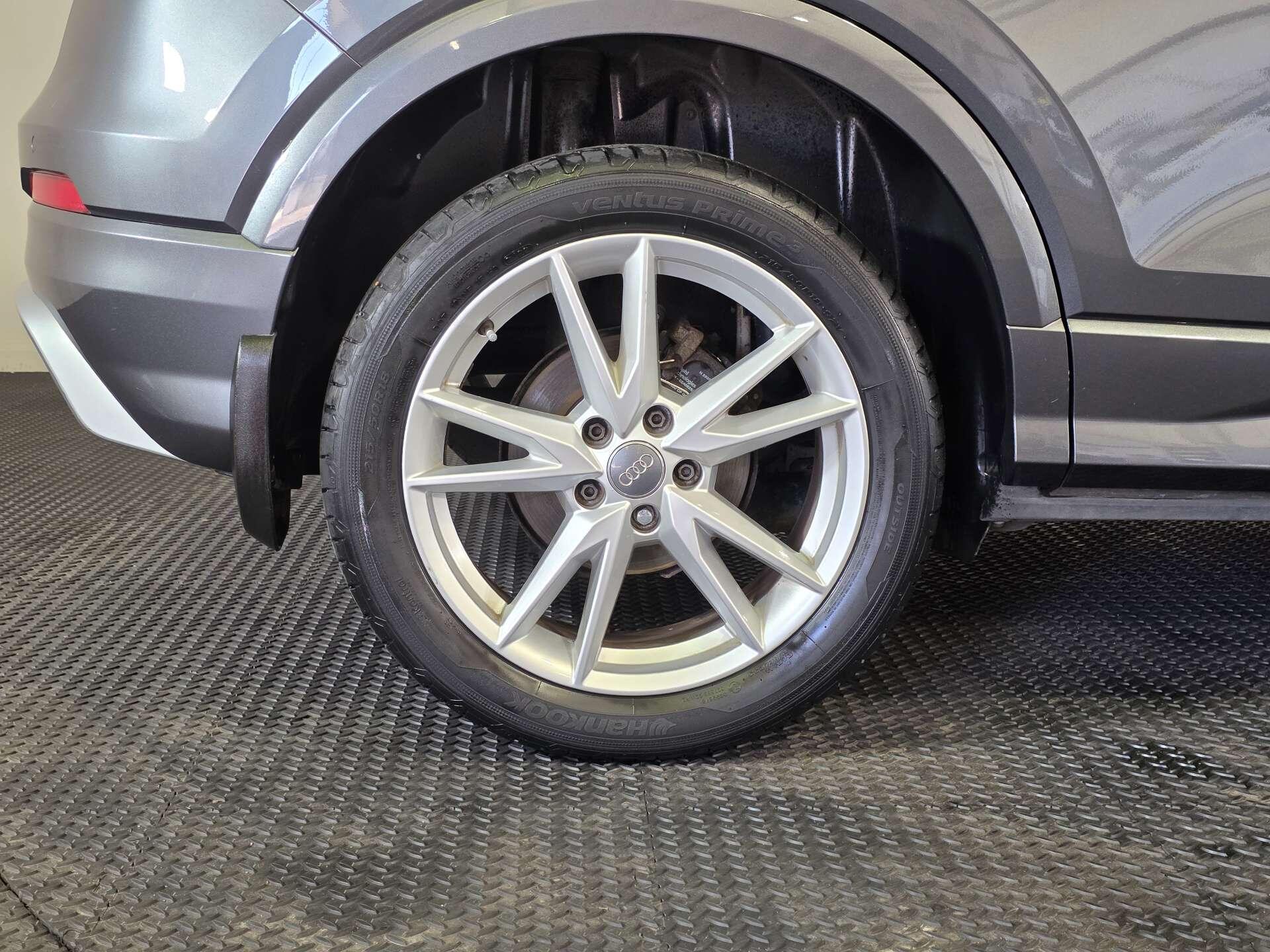 Audi Q2 view 58