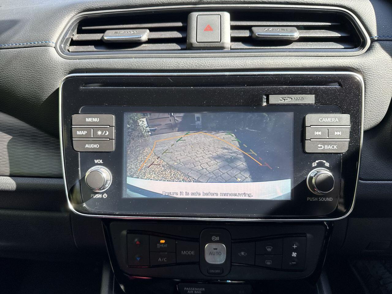 Nissan Leaf view 17