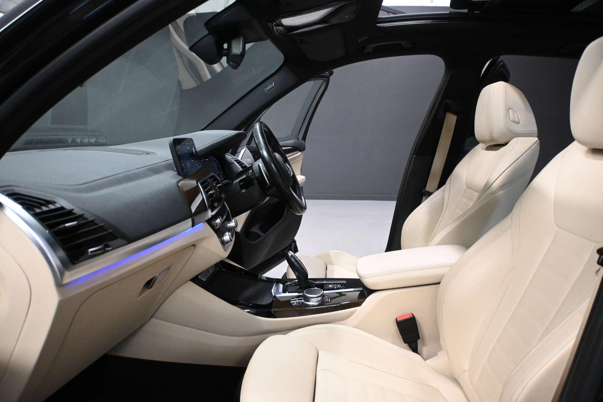 BMW X3 view 26