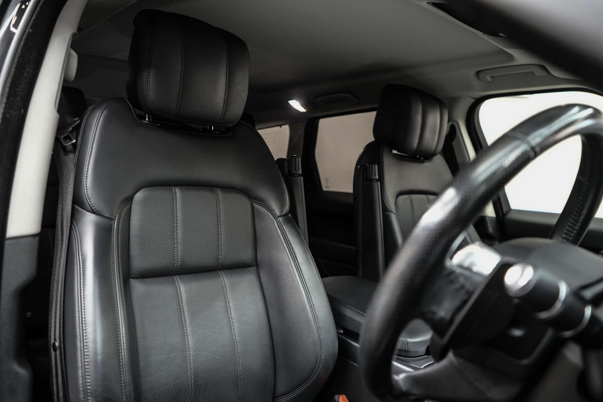 Land Rover Range Rover Sport view 12