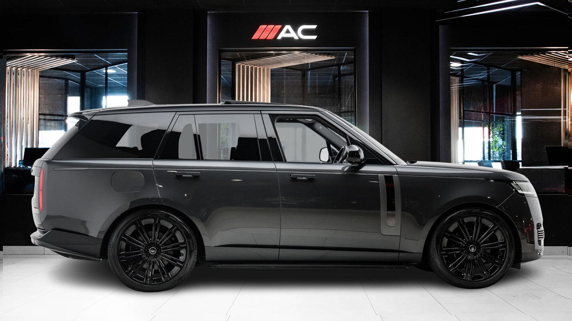 Land Rover Range Rover view 2