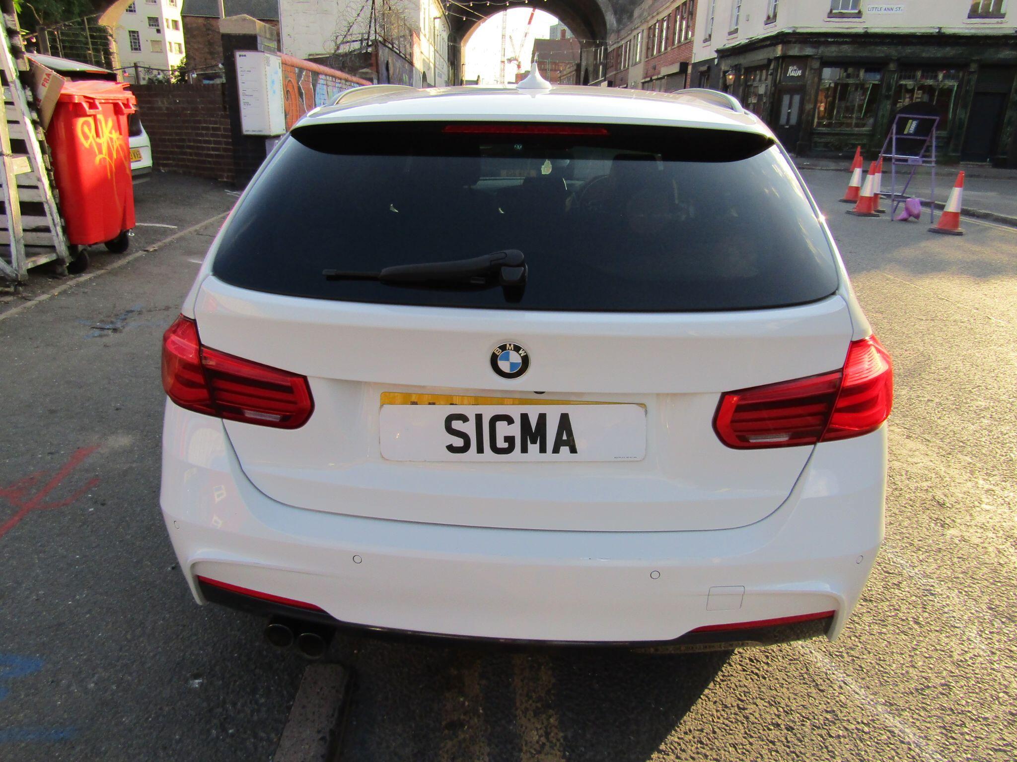 BMW 3 Series view 2