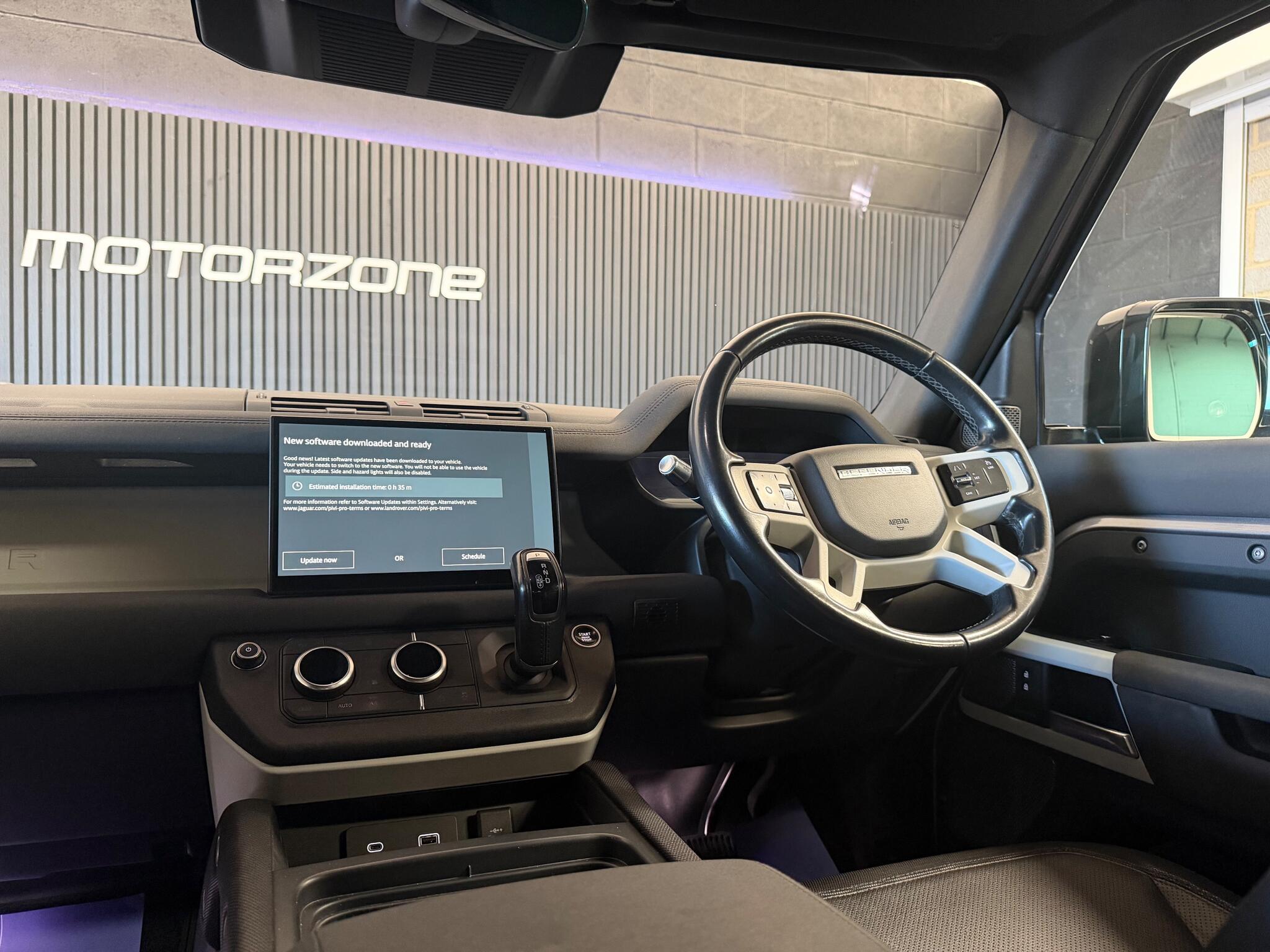 Land Rover Defender view 16