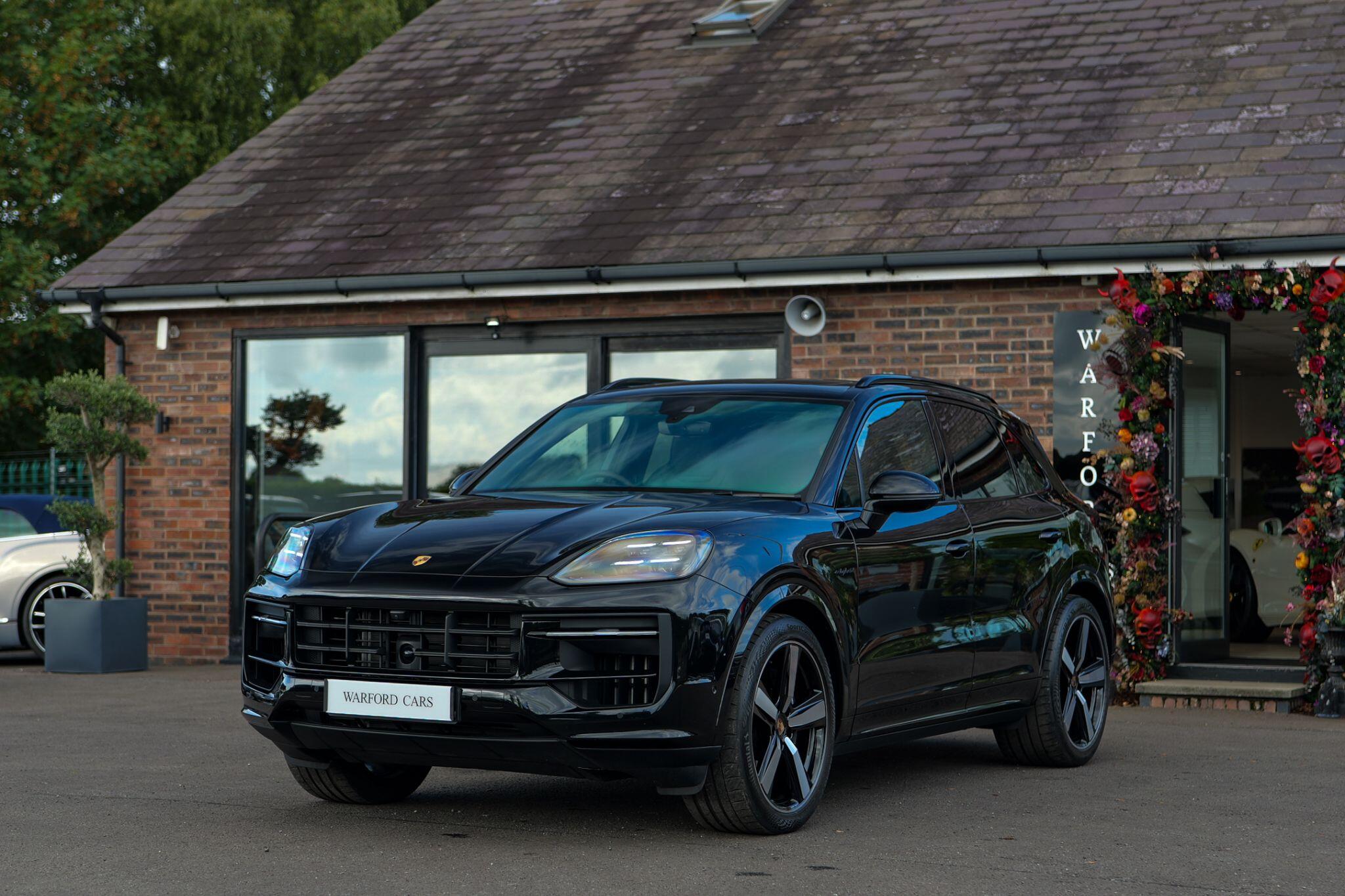 Porsche Cayenne view 3
