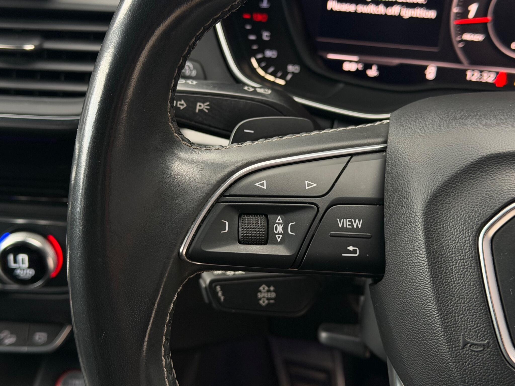Audi SQ5 view 44