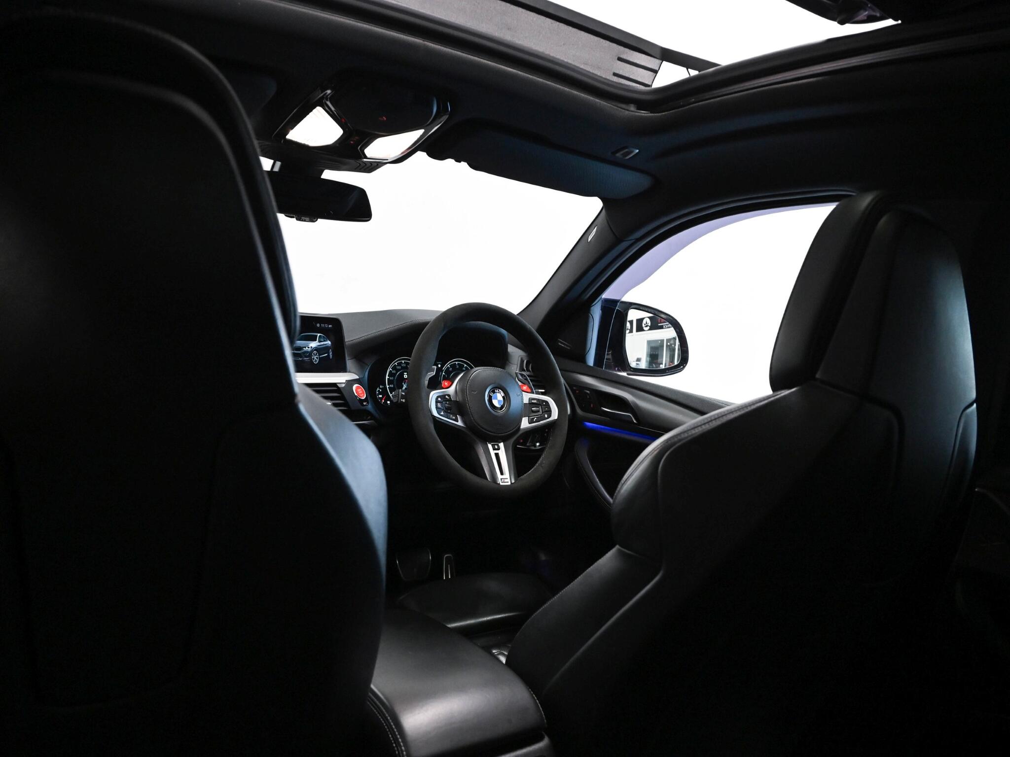 BMW X4 M view 16