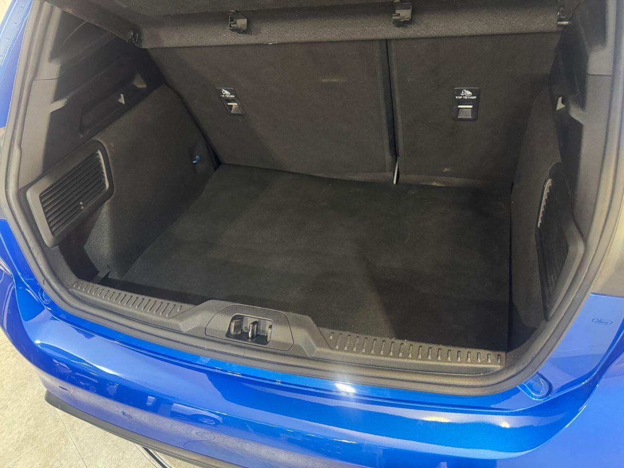 Ford Focus view 75