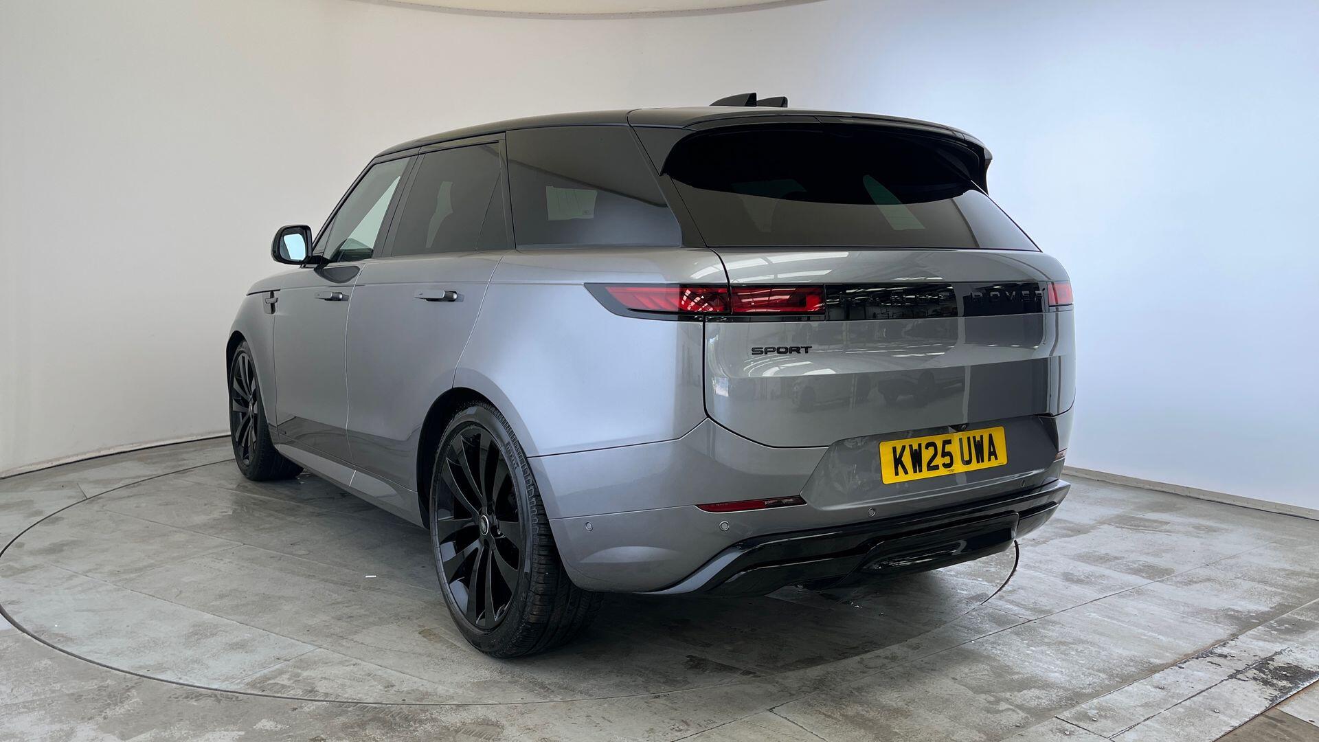 Land Rover Range Rover Sport view 30