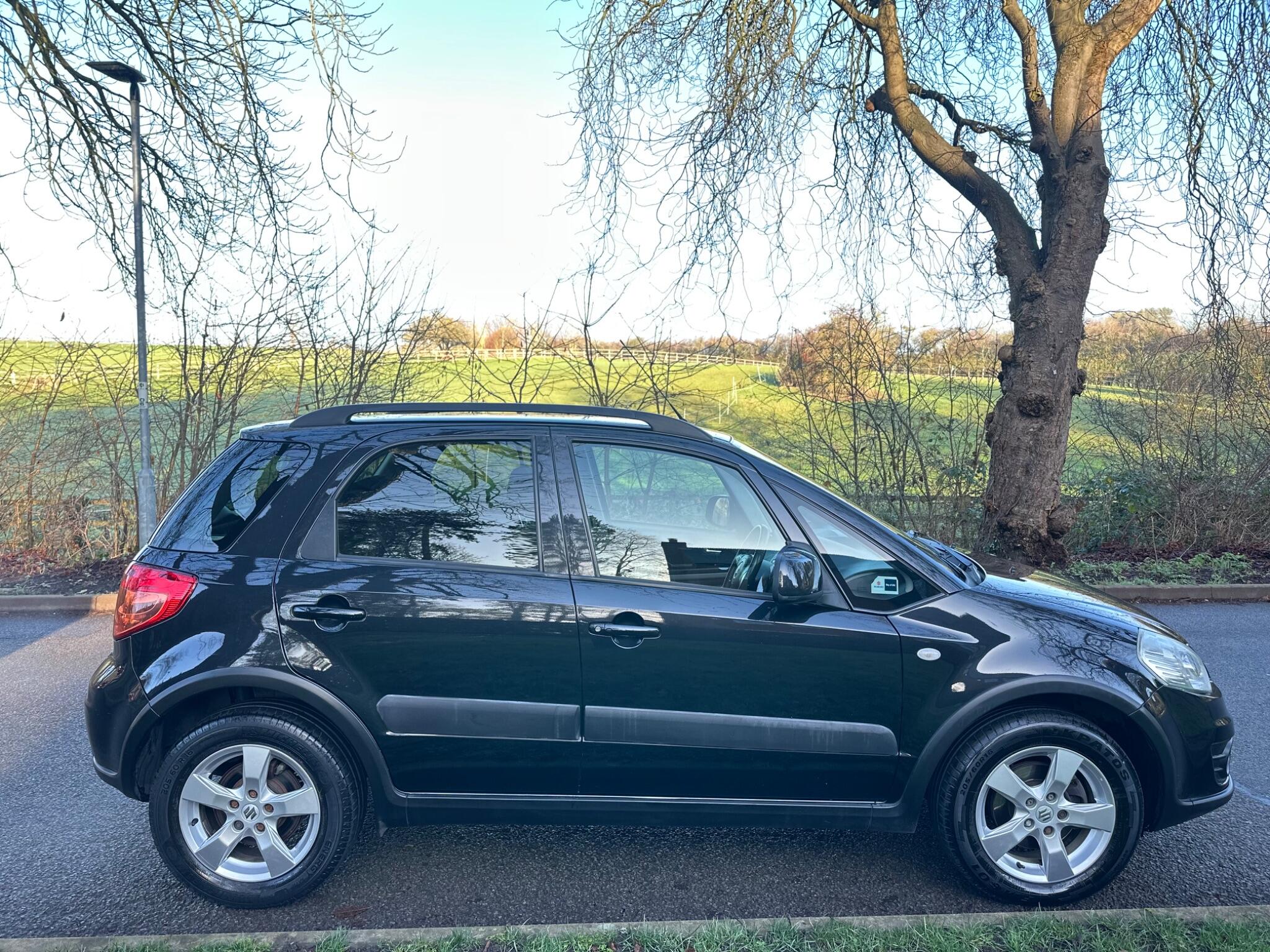2011 Suzuki SX4 1.6 SZ5 4Grip Euro 5 5dr • 97,000 miles image 9