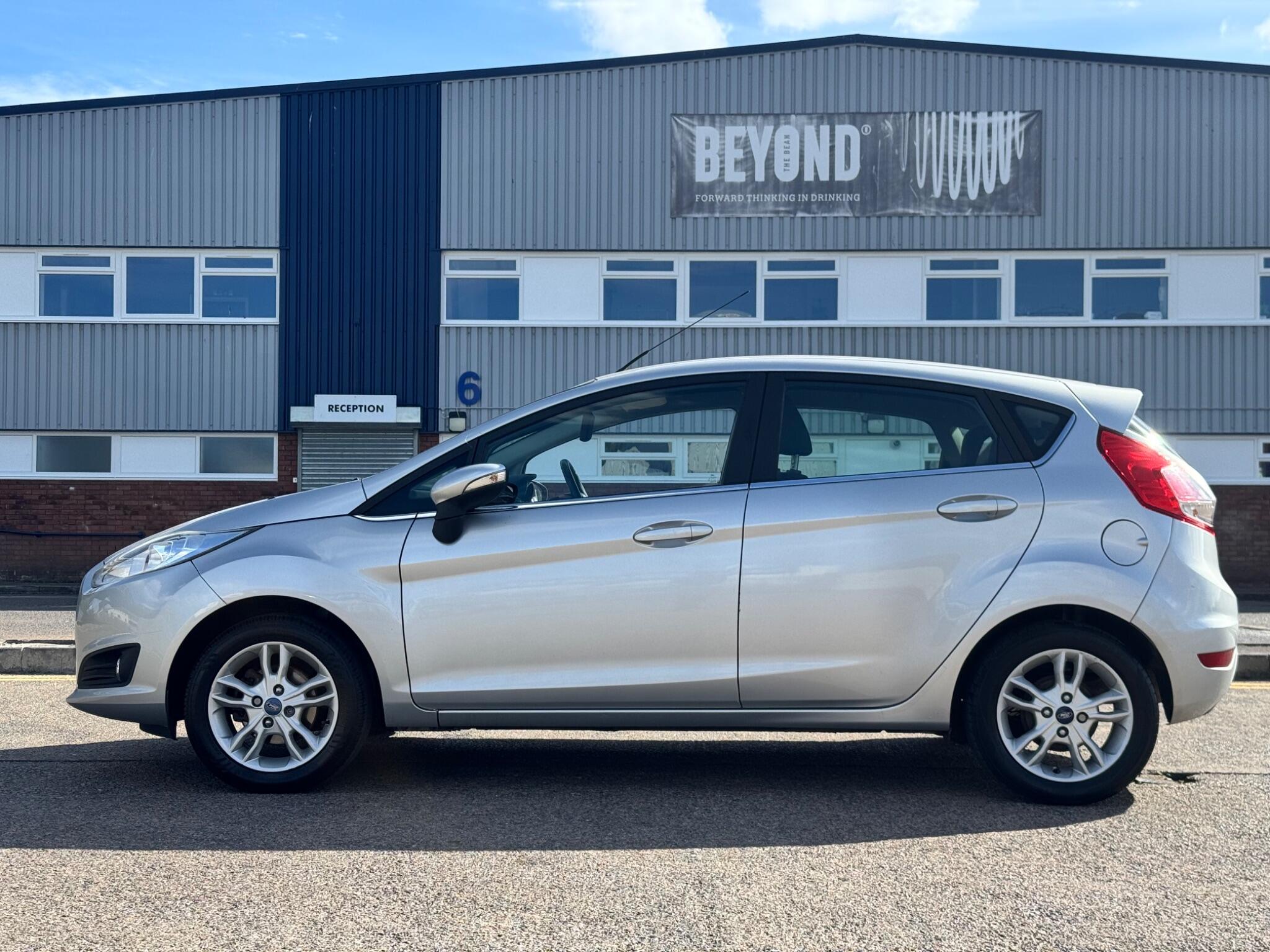 Ford Fiesta view 12