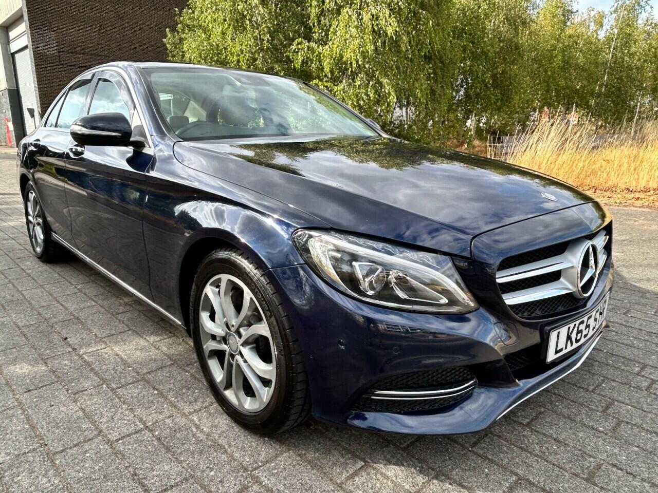 Mercedes-Benz C-Class view 5