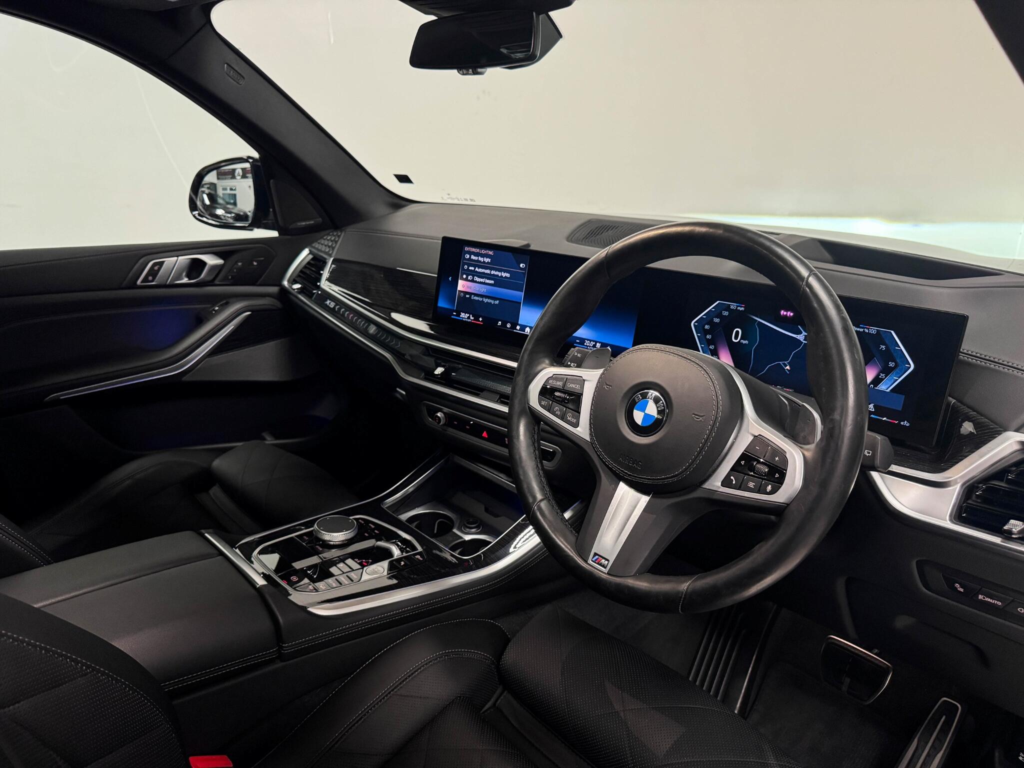 BMW X5 view 34
