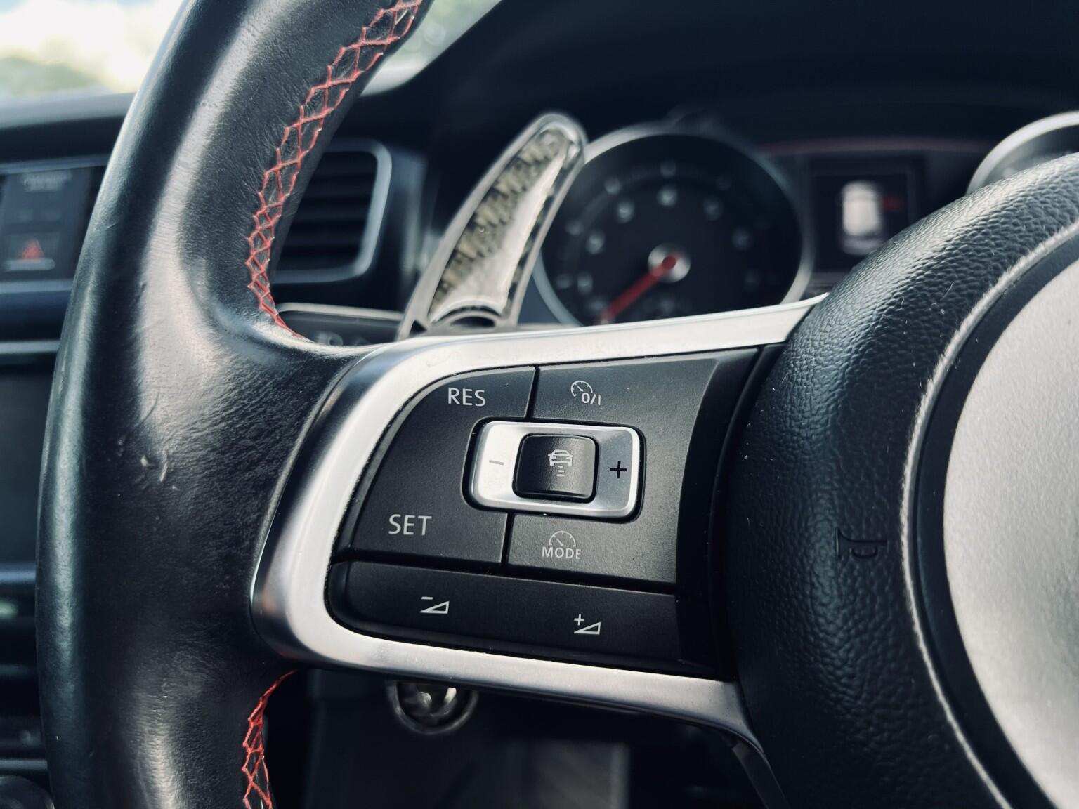 Volkswagen Golf view 25