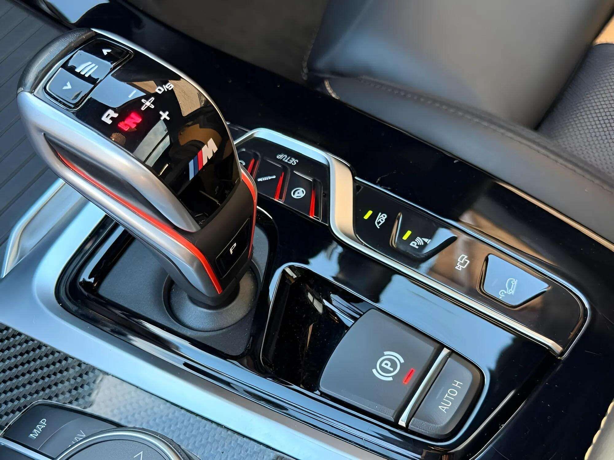 BMW X4 M view 50