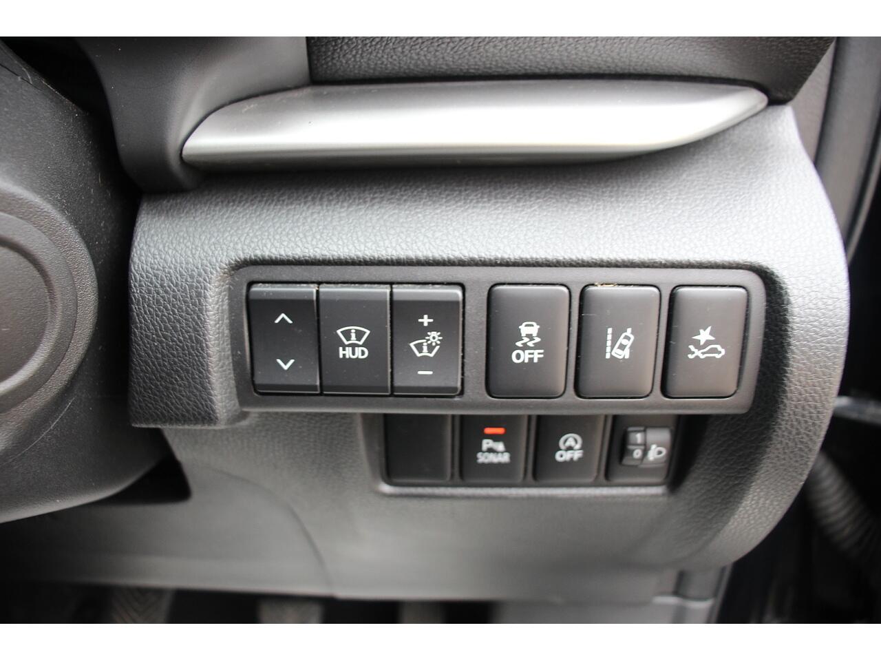 Mitsubishi Eclipse Cross view 37