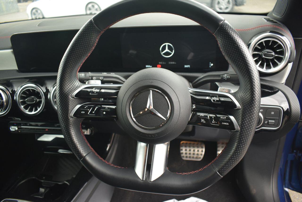 Mercedes-Benz Cla view 17