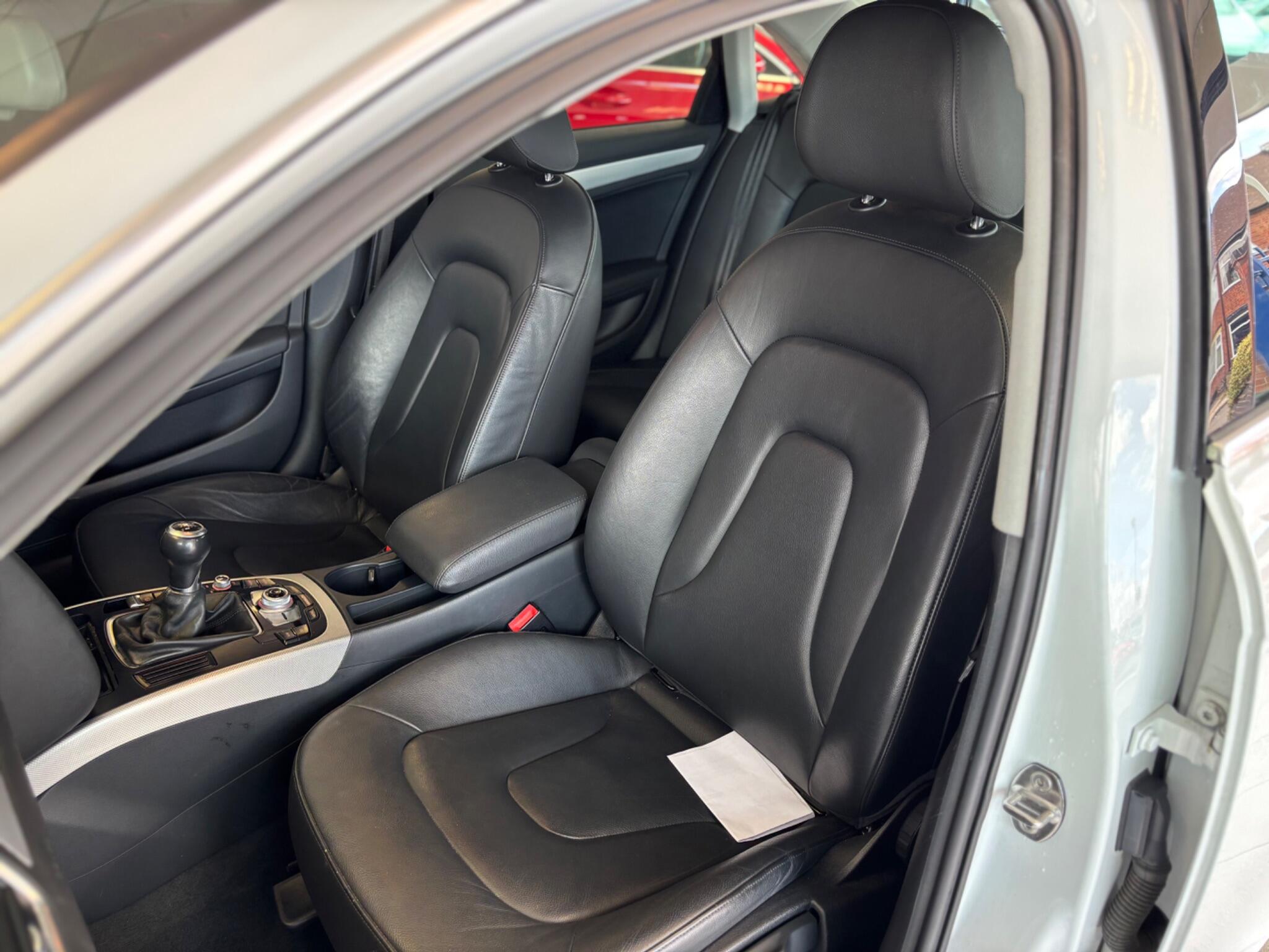 Audi A4 view 26