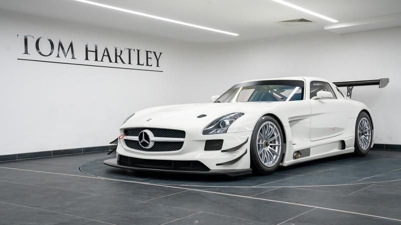 Mercedes-Benz SLS view 25