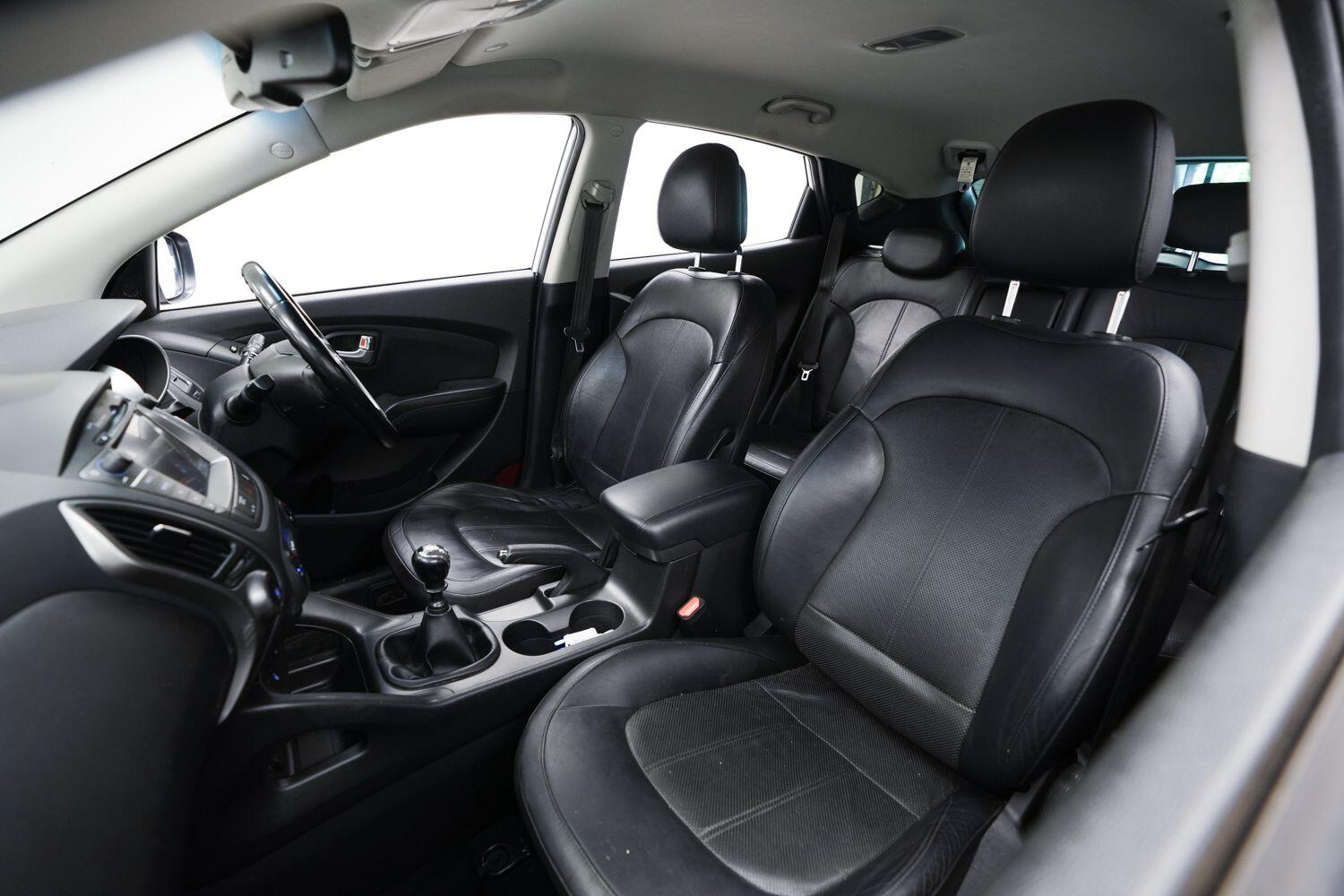 Hyundai Ix35 view 25
