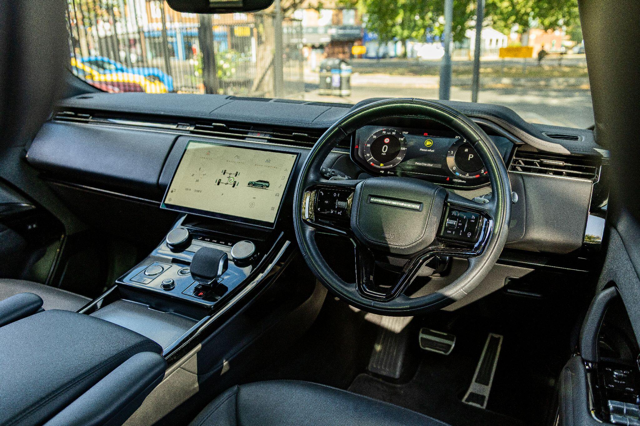 Land Rover Range Rover Sport view 10