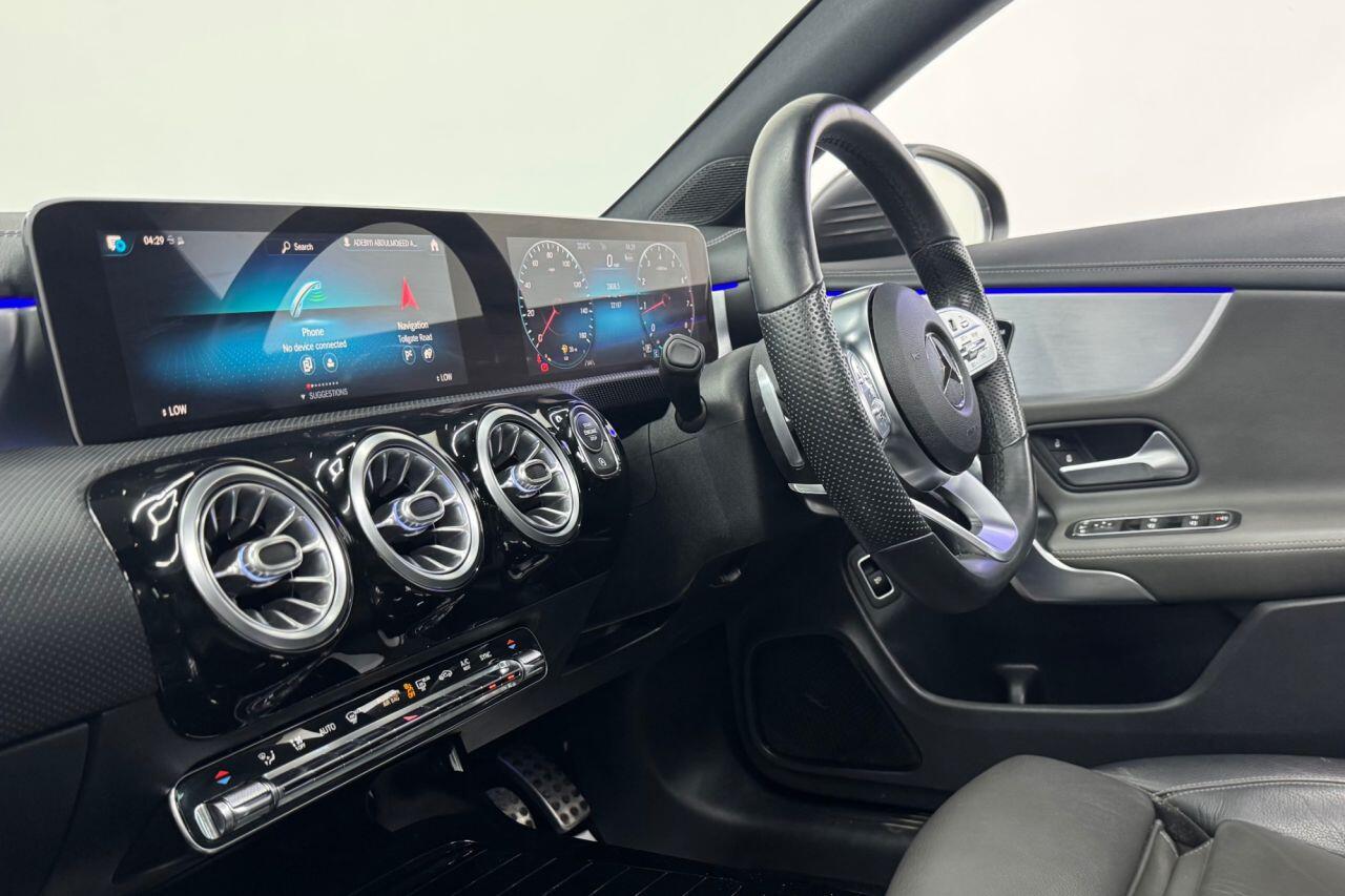 Mercedes-Benz Cla view 44