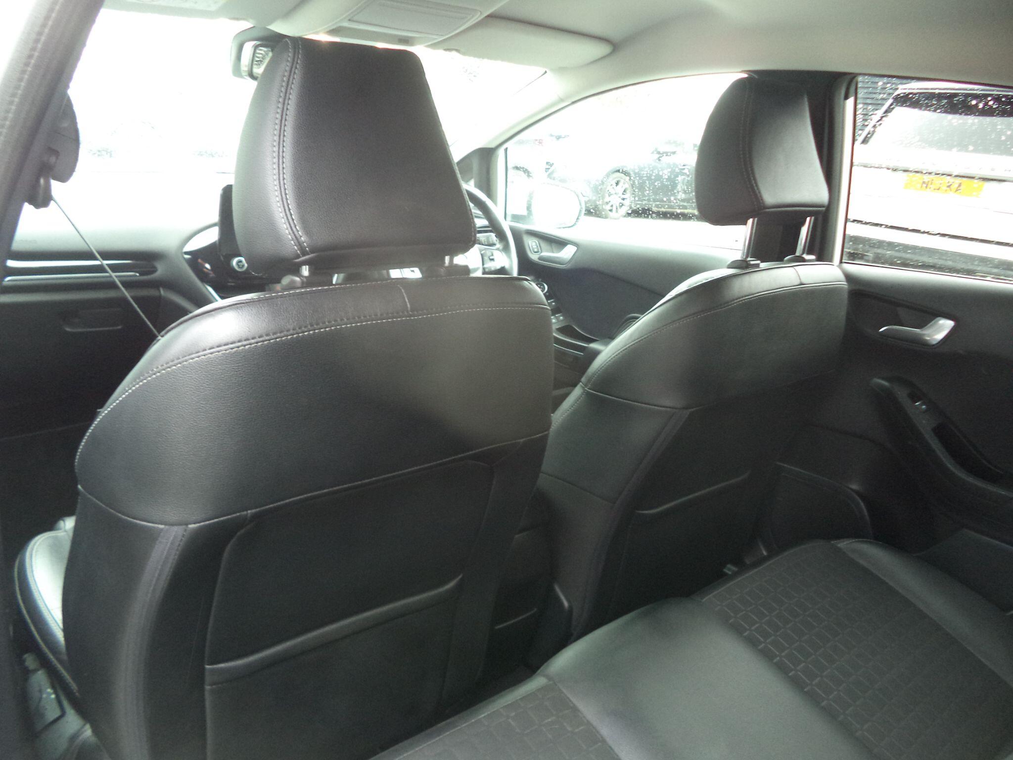 Ford Fiesta view 39