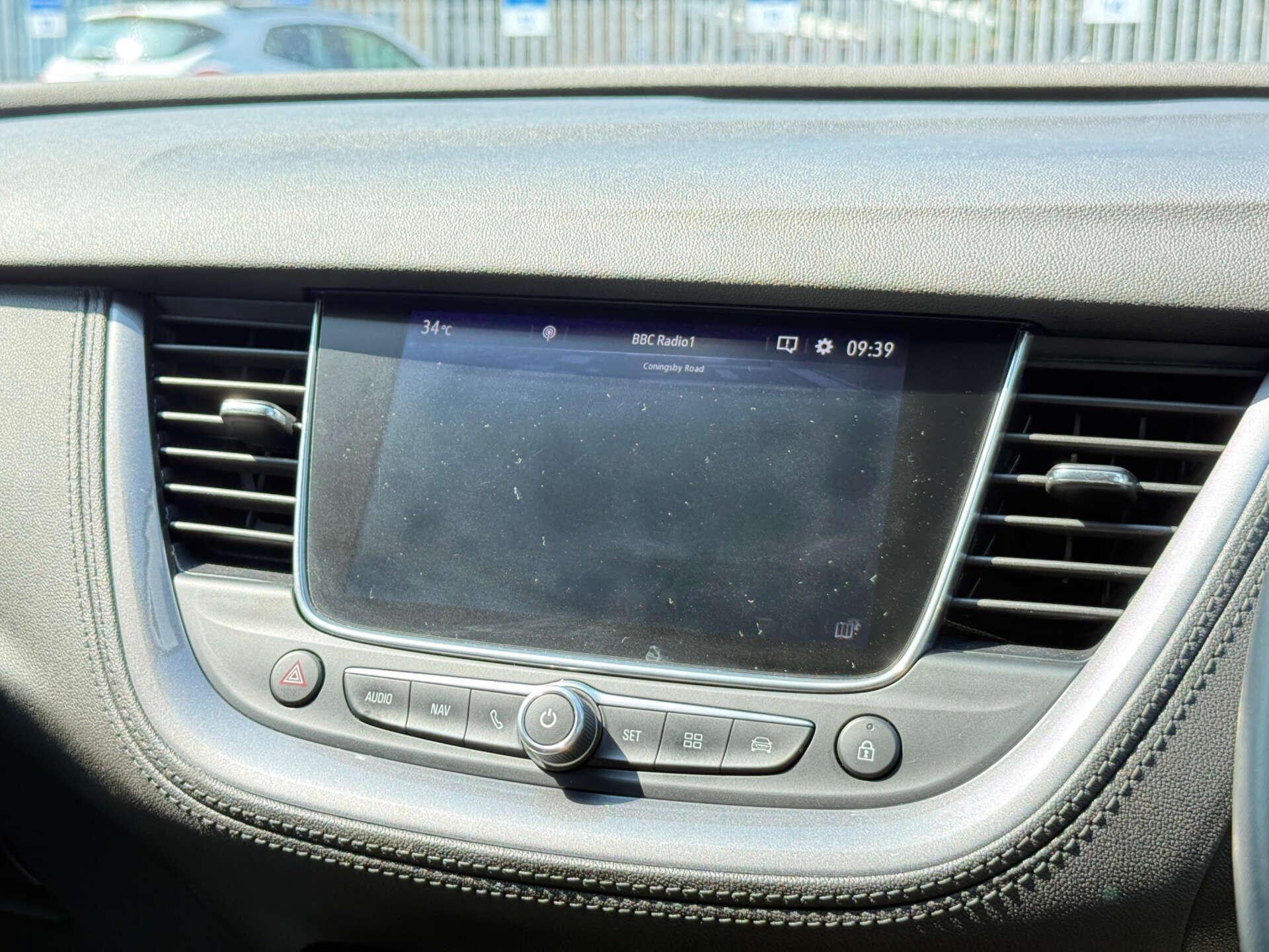 Vauxhall Grandland X view 62