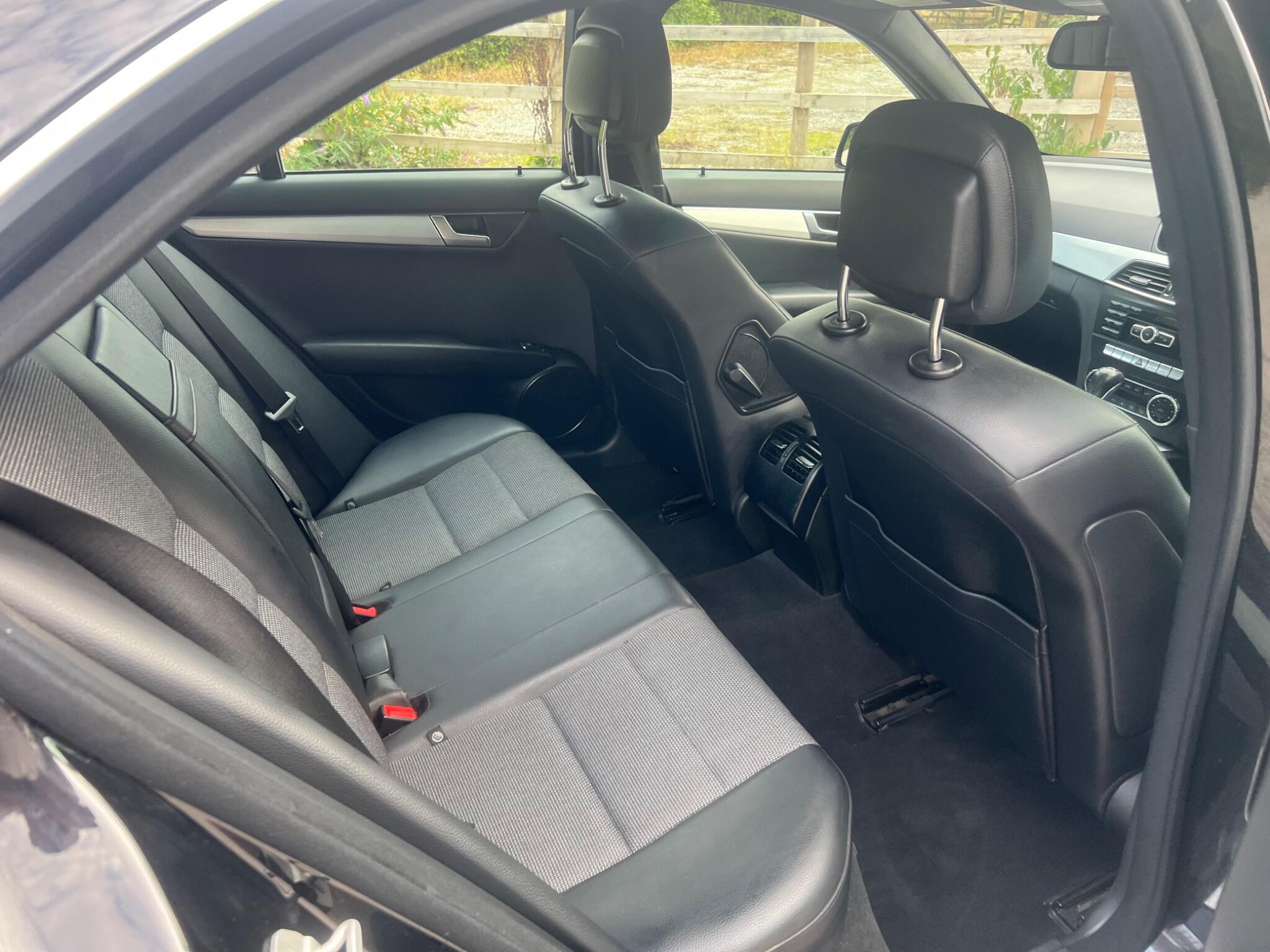 Mercedes-Benz C Class view 12
