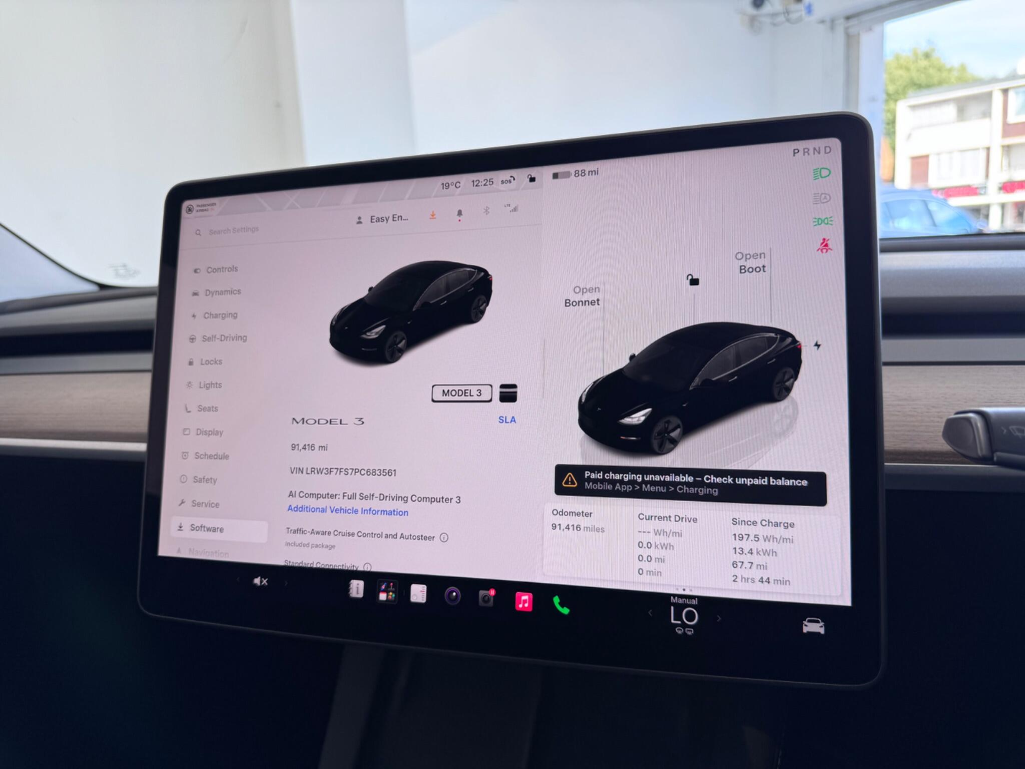 Tesla Model 3 view 19