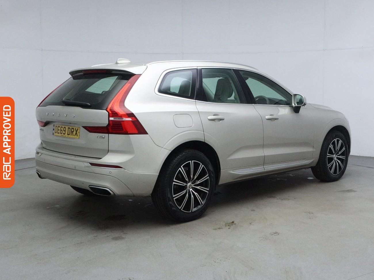 Volvo XC60 view 33