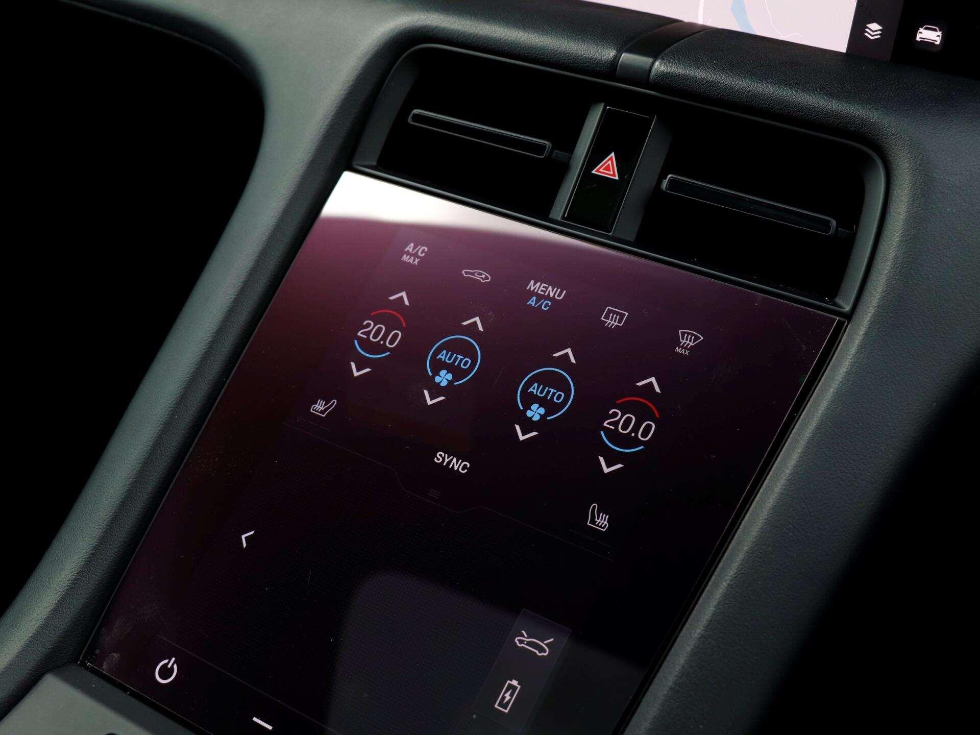 Porsche Taycan view 17