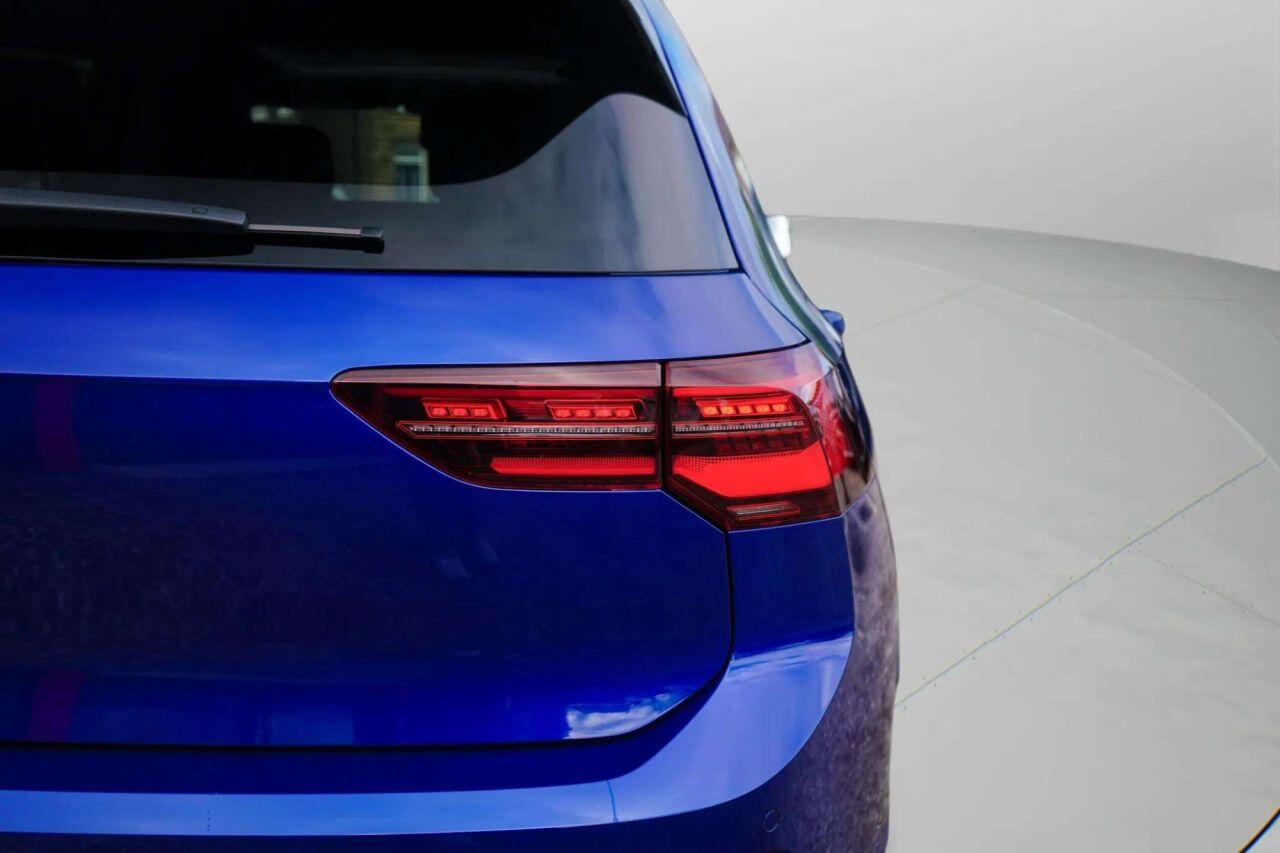 Volkswagen Golf view 14
