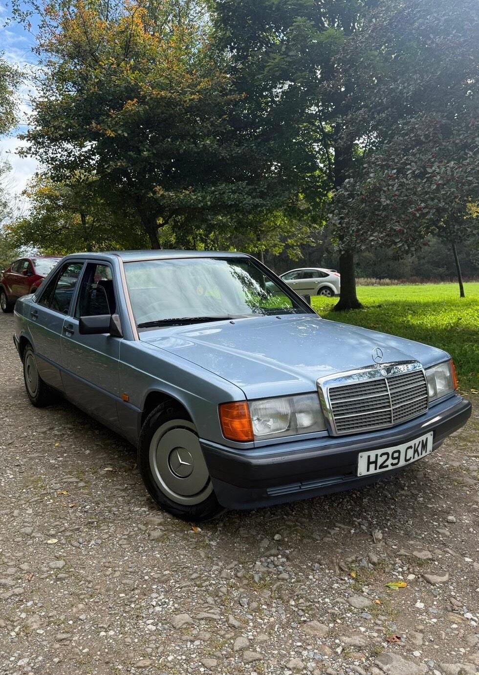 Mercedes-Benz 190