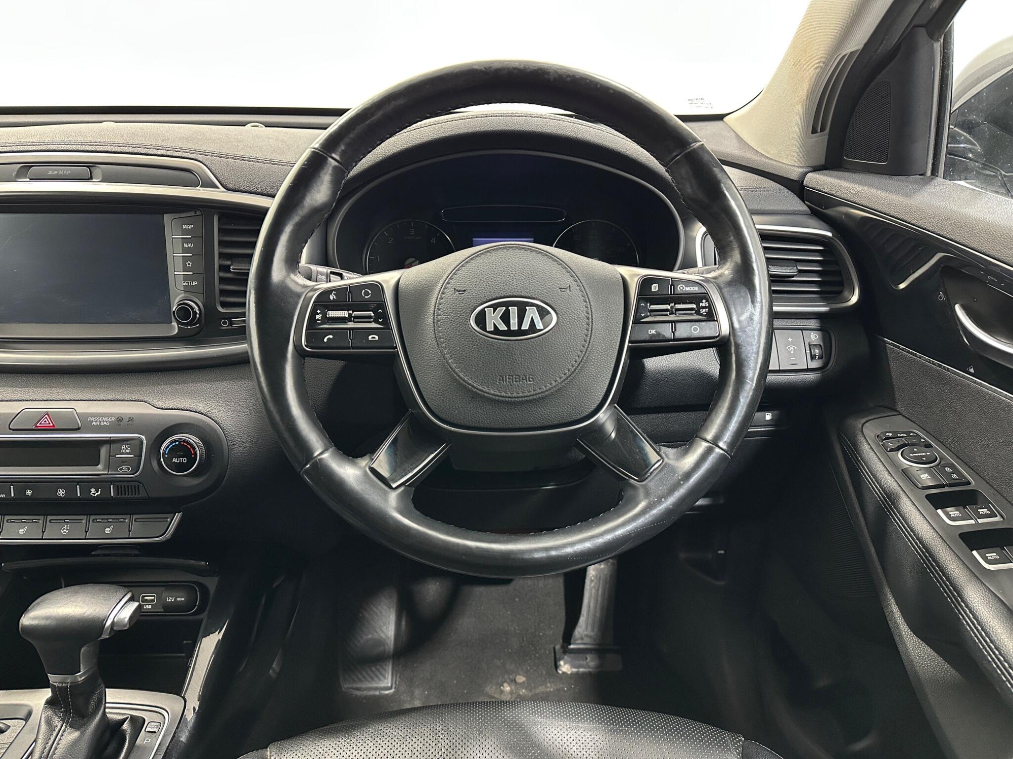 Kia Sorento view 13