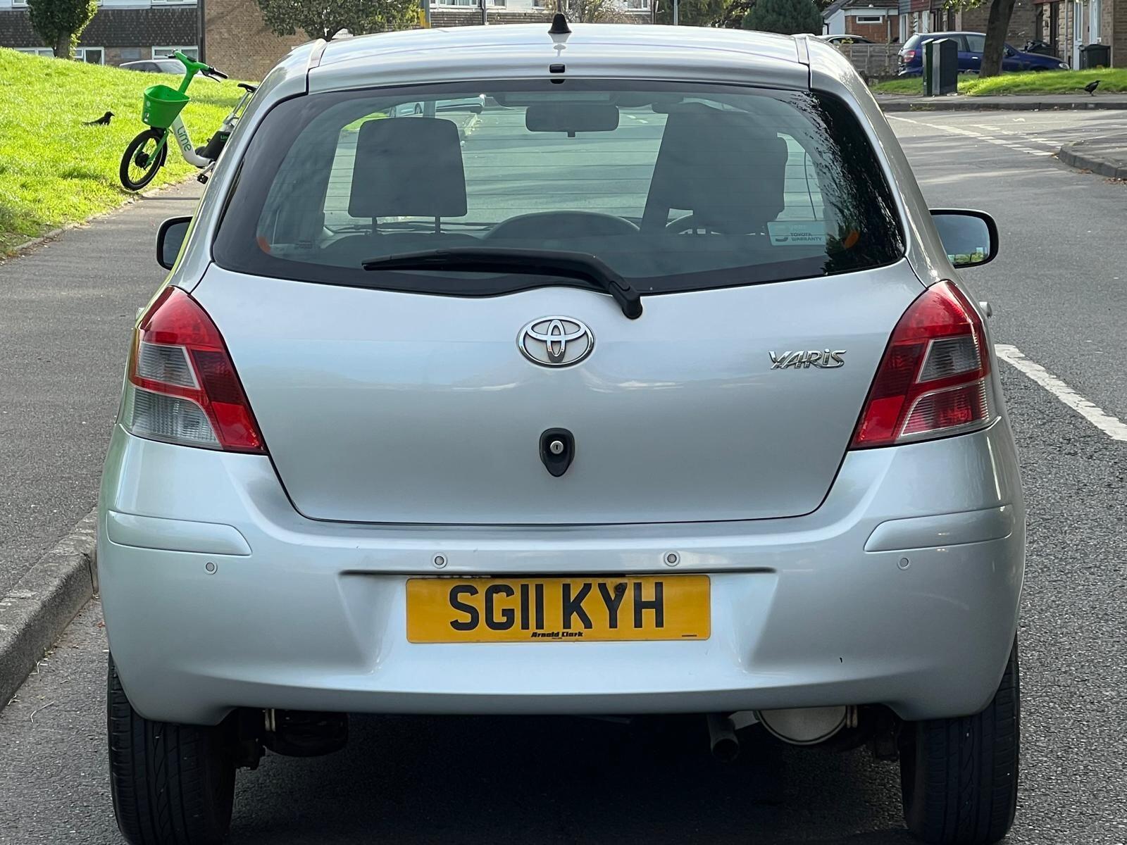 Toyota Yaris view 14