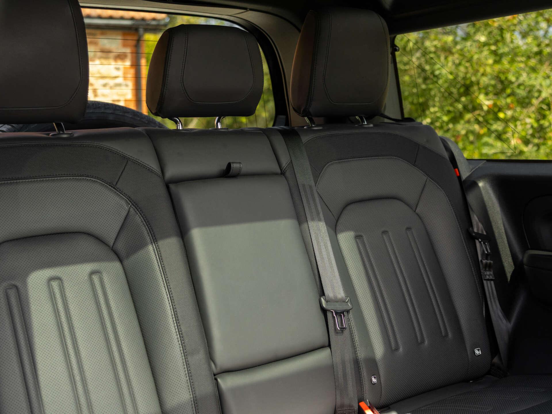 Land Rover Defender view 45