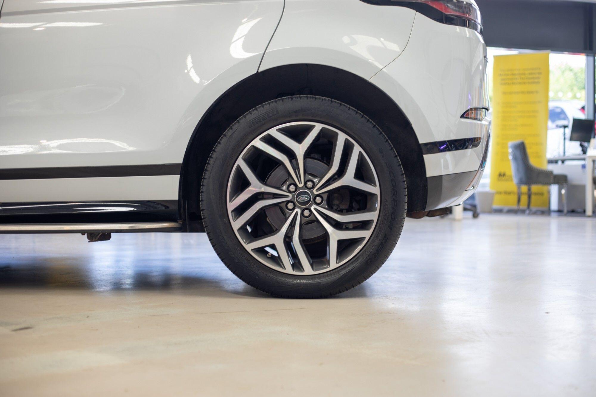 Land Rover Range Rover Evoque view 6