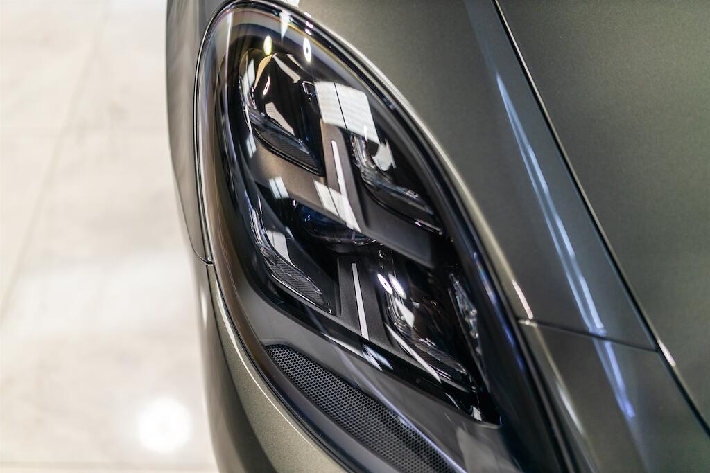 Porsche Panamera view 12