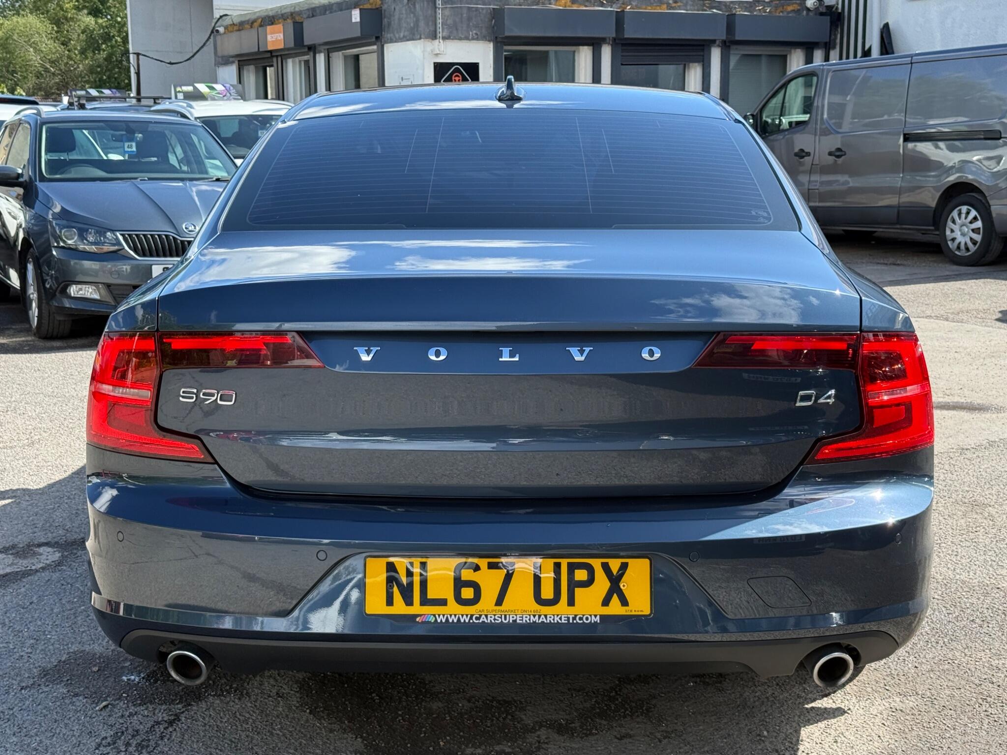 Volvo S90 - Image 16